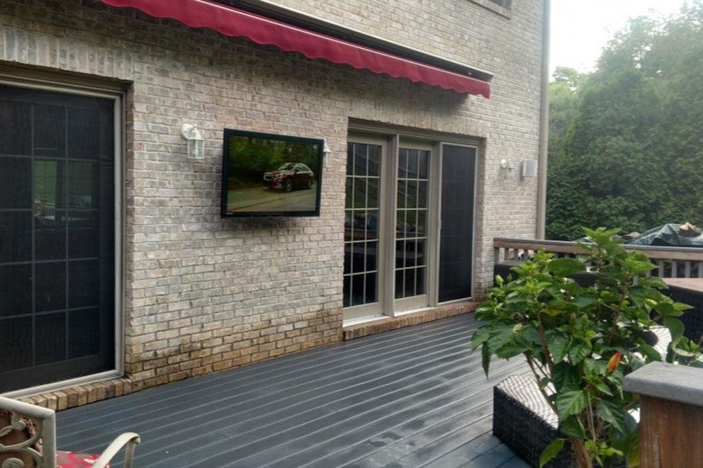 How to Select The Best Location For Your Outdoor Television